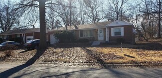 1122 Donnell Ave, Saint Louis, MO 63137