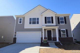 395 Edge Brook Dr, Holly, MI 48442