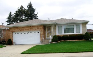 4634 N Oakview St, Chicago, IL 60656