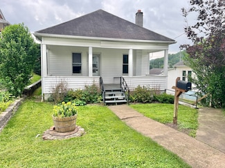 204 Ohio Ave, Clarksburg, WV 26301