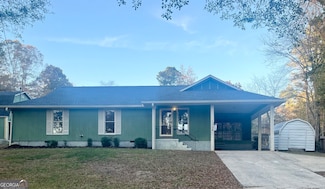 175 Lakeshore Cir SE, Acworth, GA 30101