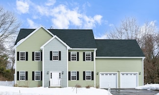 86 School St, Chelmsford, MA 01824