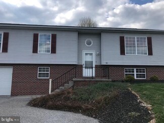260 Graham Ln, Windsor, PA 17366