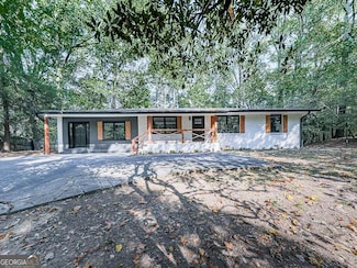 221 Wonewok Dr, Canton, GA 30114