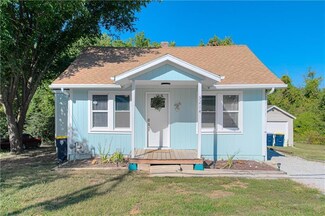 5214 N Wheeling Ave, Kansas City, MO 64119