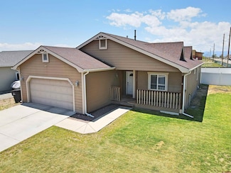 1656 Pikes Peak Place, Alamosa, CO 81101