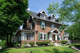 3 Saybrook Place, Buffalo, NY 14209