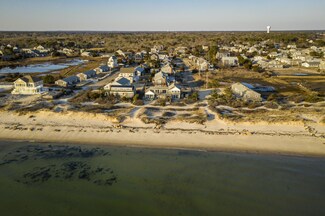 16 Bowsprit Ln, West Dennis, MA 02670
