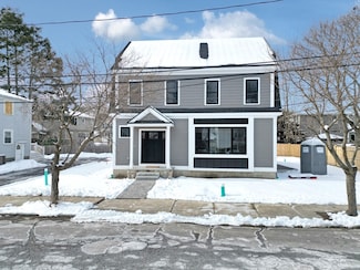 25 Keystone St, West Roxbury, MA 02132