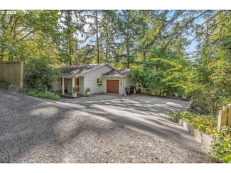 3160 Whitten Dr, Eugene, OR 97405