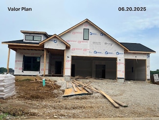 7033 Oaken Ln, Lanesville, IN 47136