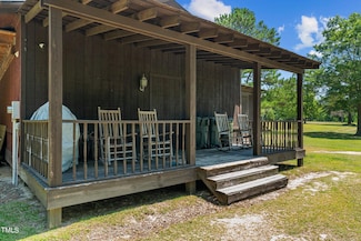 113 Amelia Ln, Holly Springs, NC 27540