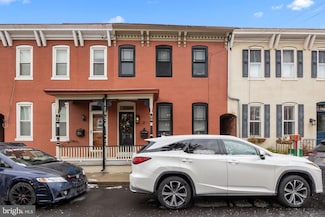 21 Swan St, Lambertville, NJ 08530