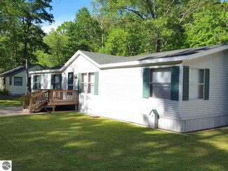 1268 Fletcher St, National City, MI 48748
