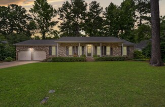 109 Lakeview Dr, Summerville, SC 29485