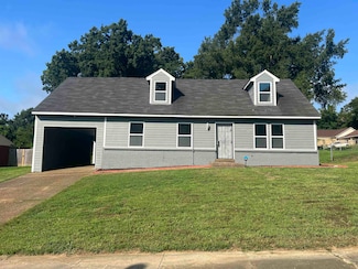 2955 Palm St, Memphis, TN 38127