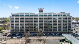 3963 W Belmont Ave Unit 613, Chicago, IL 60618