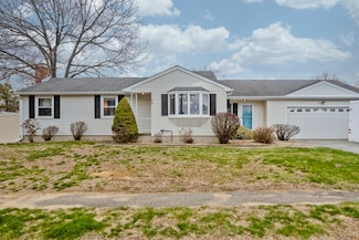 279 Bostwick Ln, Chicopee, MA 01020