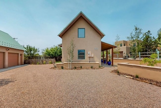 1701 W Alameda St, Santa Fe, NM 87501