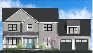 2 Winterberry Cir, Salisbury, MA 01952