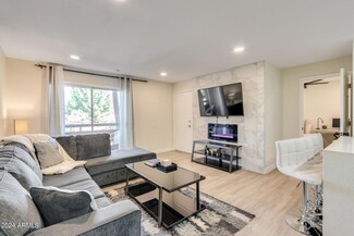2625 E Indian School Rd Unit 244, Phoenix, AZ 85016