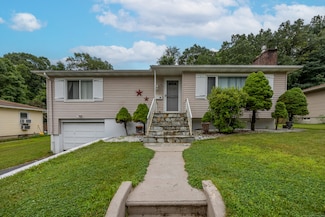 87 Kaynor Dr, Waterbury, CT 06708