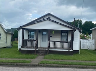 2406 Ohio St, Moundsville, WV 26041