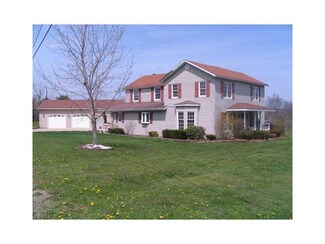114 E Troy Rd, Titusville, PA 16354