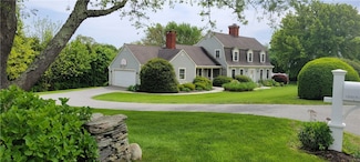 173 Gideon Lawton Ln, Portsmouth, RI 02871