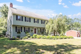 104 Page St, Lunenburg, MA 01462