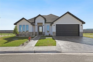 2106 Judy St, Mission, TX 78572