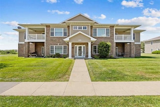 2969 Heinz Rd Unit 5, Iowa City, IA 52240