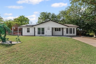 4859 Ivy Hill Ct, Fort Worth, TX 76135