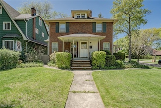 874 Roanoke Rd, Cleveland, OH 44121