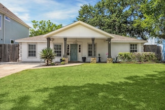 1326 Curtin St, Houston, TX 77018