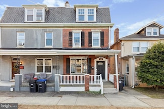 111 Spring Mill Ave, Conshohocken, PA 19428