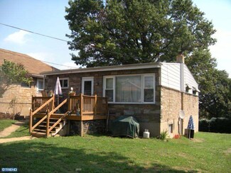 125 Worrilow St, Marcus Hook, PA 19061