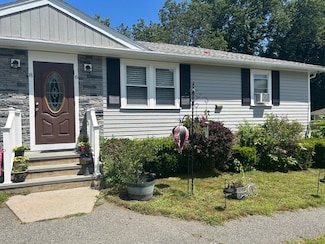 6 Genetti Cir Unit 6, Bedford, MA 01730