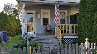 633 Laurel St, Beverly, NJ 08010