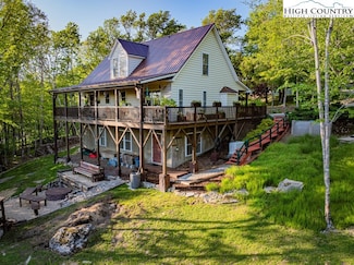 102 Wintergreen Way, Beech Mountain, NC 28604