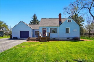 2570 Evermur Dr, Dayton, OH 45414