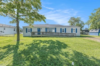 29738 N River Rd, Harrison Township, MI 48045