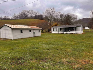 2090 Big Flint Rd, Salem, WV 26426