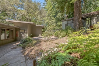 844 Highland Dr, Boulder Creek, CA 95006
