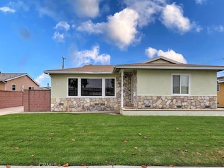 7840 La Mesa Way, Buena Park, CA 90620
