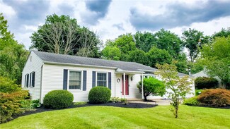 175 Cape Cod Way, Rochester, NY 14623