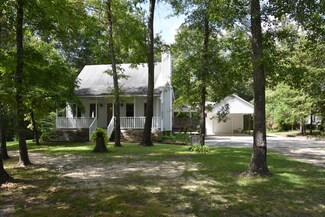 259 Paul Dr, Trenton, NC 28585