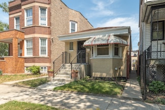 8007 S Houston Ave, Chicago, IL 60617