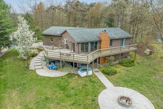 10740 Boxwood Dr, Stanwood, MI 49346