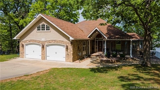 106 Bayliner Dr, Sunrise Beach, MO 65079